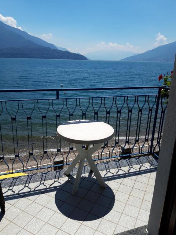 Residence Leggeri Apartments Domaso Esterno foto